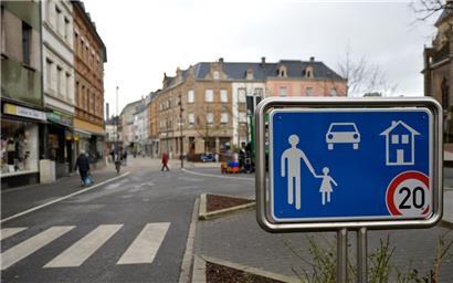 Sogenannte Shared Spaces mit einer Höchstgeschwindigkeit von 20 km/h sollen zur Verkehrsberuhigung beitragen
