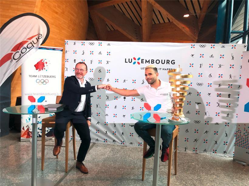 Sowohl Sportminister Georges Engel wie auch Dylan Pereira sind sehr glücklich darüber, dass Pereira auch in Zukunft die Farben Luxemburgs im internationalen Motorsport vertreten wird
