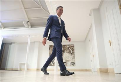 Spaniens Ministerpräsident Pedro Sanchez hat „dringende Maßnahmen“ zur Einsparung und zur effizienteren Nutzung von Energie eingeleitet – die Opposition ist erzürnt

