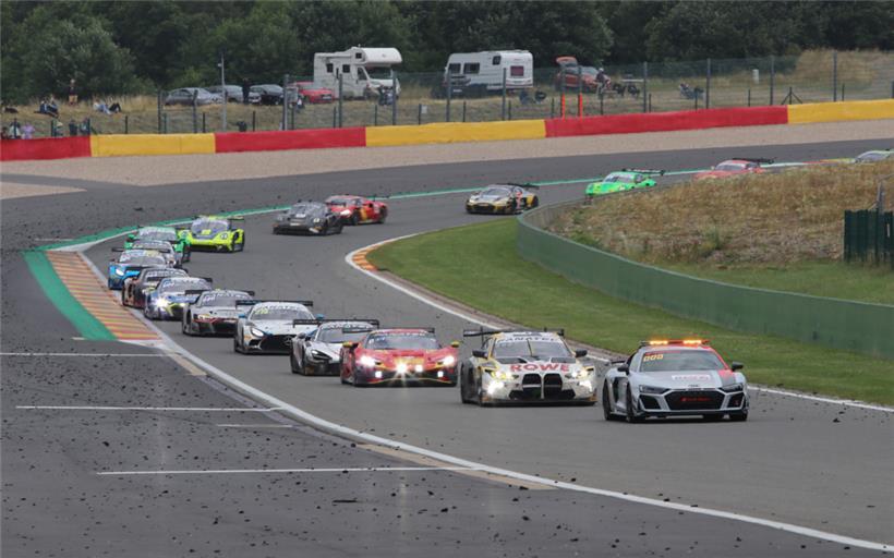 Spannung bis zum Schluss durch mehrere Safetycar-Phasen