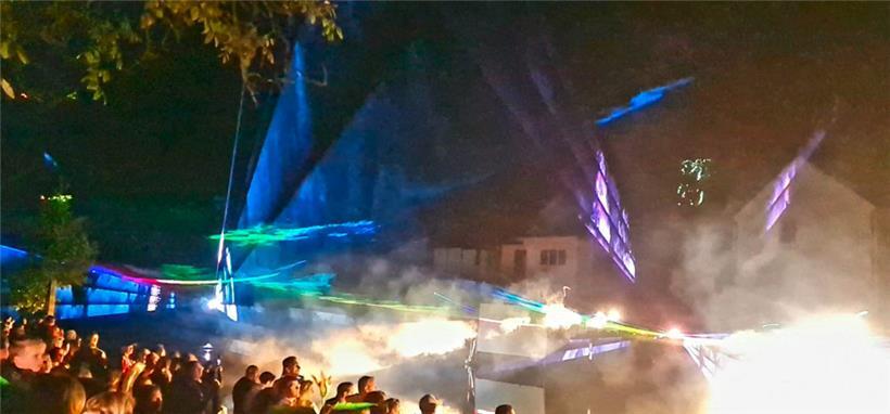 Spektakuläre Lichtspiele boten sich am Samstag Tausenden Besuchern entlang der Our in Vianden

