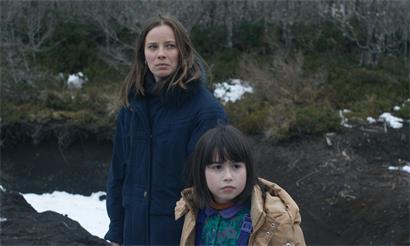 Spielen in „El deshielo“ mit: Maya O‘Rourke (r.) und Saskia Rosendahl (l.) 