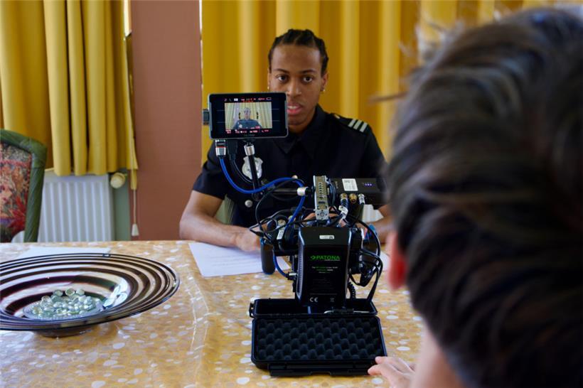 Spielt einen Polizisten in „Vermësst!“: Ryan Cibango
