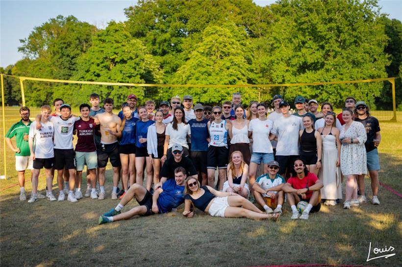 Sportliche „Münchener“: Beim Volleyballturnier im Juni dieses Jahres
