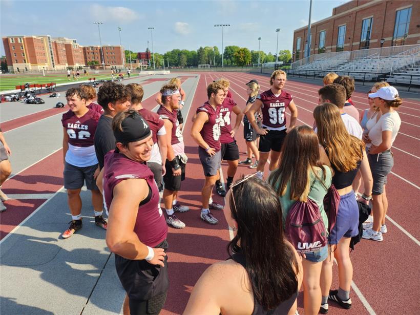 Sports brings together athletes and exchange students
