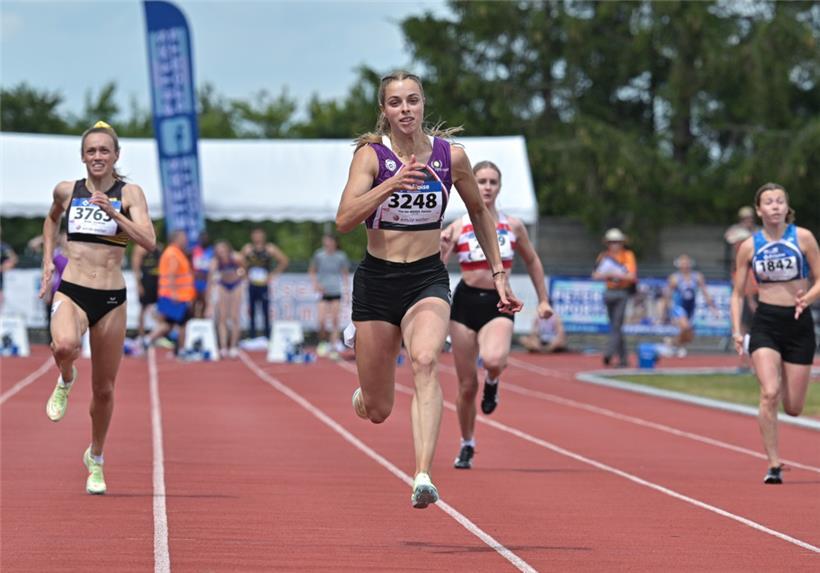 Sprinterin Patrizia van der Weken haderte am Samstag mit dem starken Gegenwind
