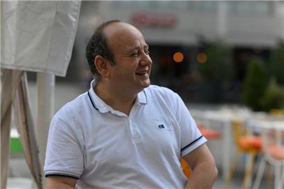 Stand für „pOpera“ zum ersten Mal auf der Bühne: Ahmed Kassem
