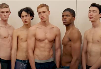 Standbild aus dem Trailer von „Triangle of Sadness“
