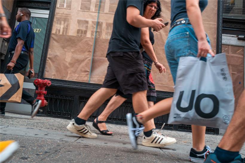 Stark eingebrochen ist im August unter anderem die Absicht der Haushalte, neue, große Einkäufe zu tätigen
