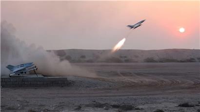 Start von Raketen- und Drohneneinheiten der Islamischen Revolutionsgarden bei militärischer Übung im Persischen Golf und Straße von Hormus