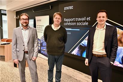Statec-Direktor Tom Haas (r.) hat mit Guillaume Osier (l.) und Jérôme Hury (M.) Luxemburgs Sozialbarometer vorgestellt
