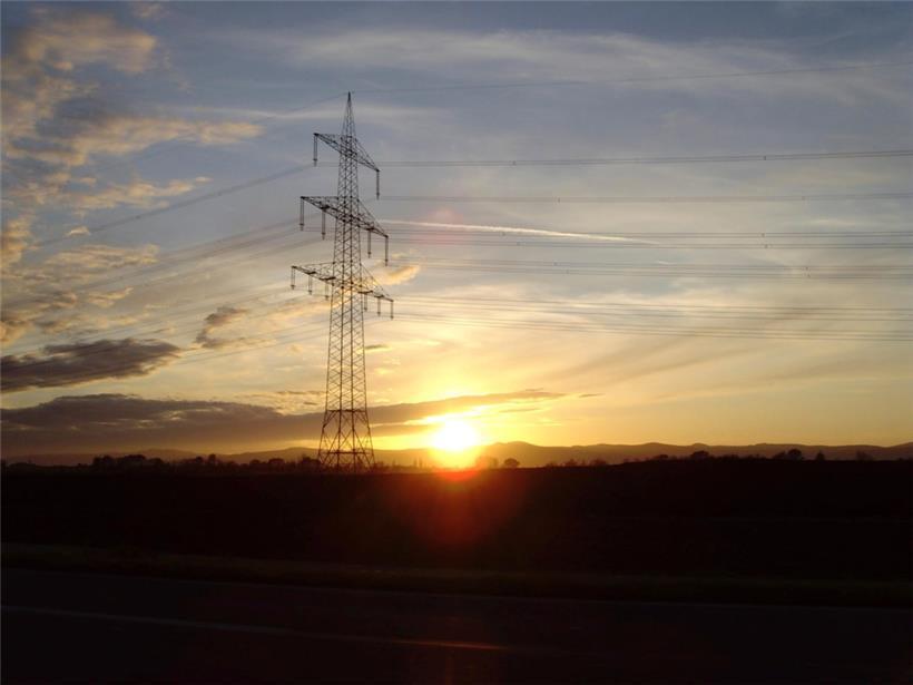 Steigende Strompreise und staatliche Maßnahmen zur Entlastung der Bürger standen im Zentrum einer Aktualitätsdebatte des Parlaments
