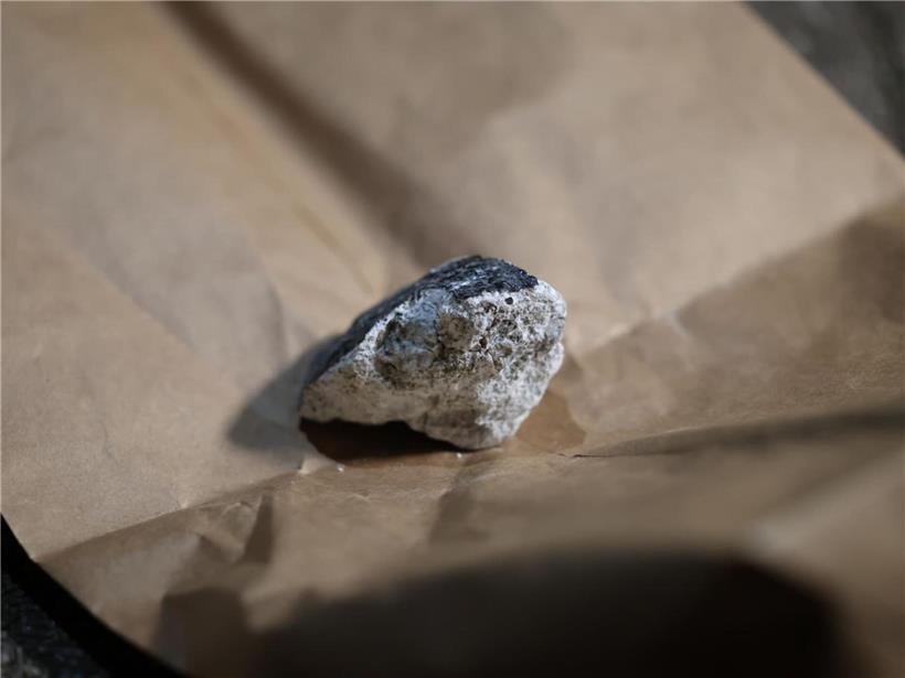 Stein aus dem Weltall: der Meteorit im Koblenzer Stadtteil Hüls
