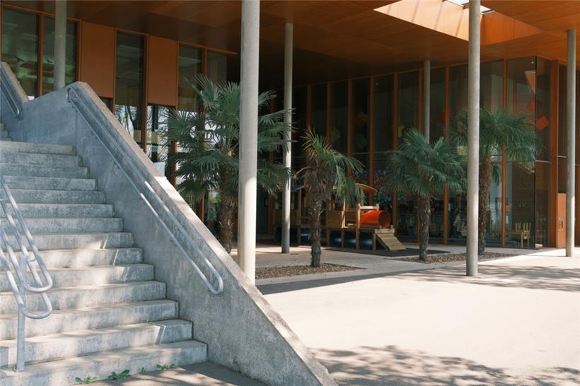 Stein des Anstoßes: Unter anderem wegen Problemen mit dem Gebäude der Schule in Remerschen liegt die Gemeinde mit den Architekten über Kreuz
