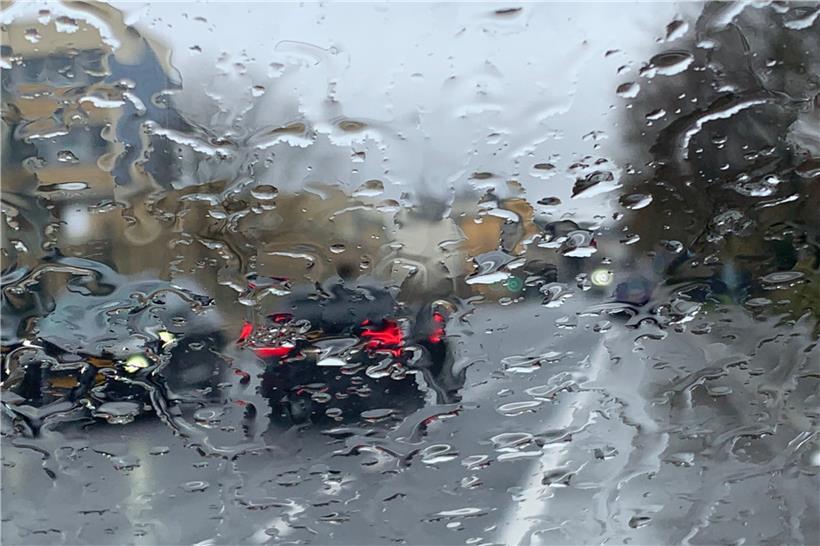 Stellenweise können 40 bis 60 Liter Regen pro Quadratmeter herunterkommen
