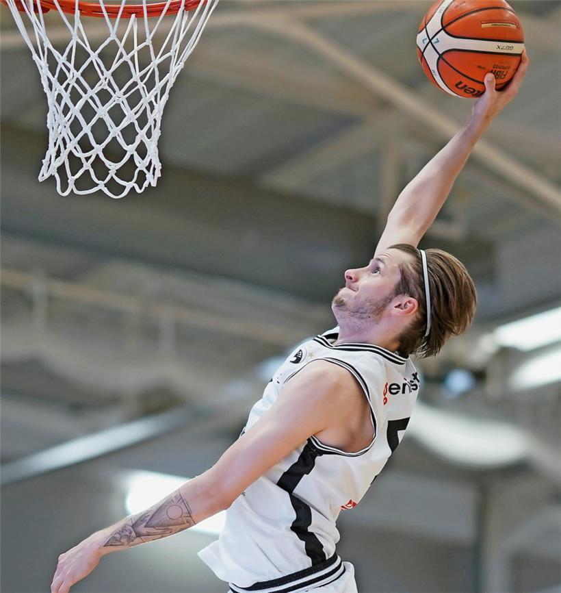 Steve Lanners sieht die Stärken des T71 Düdelingen in der tief besetzten Bank
