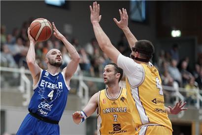 Sticky Gutenkauf und Ettelbrück im Halbfinale gegen Steinsel, erfolgreich in zwei Spielen, spannende Handball-Partie