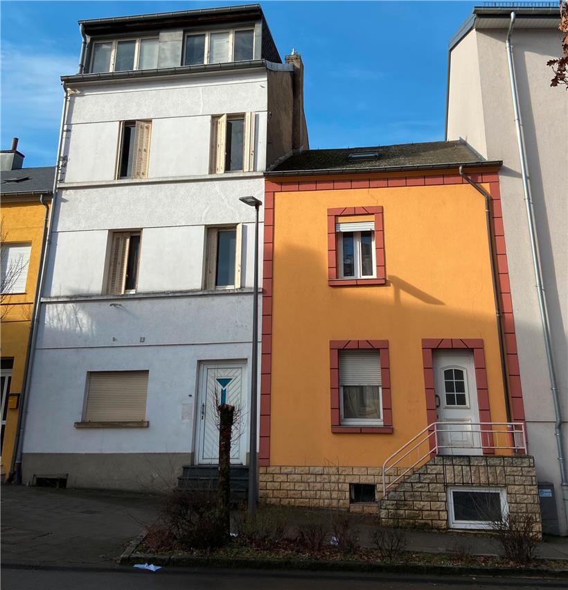 Stillstand: Noch immer nichts passiert ist mit den Häusern des „Fonds du logement“, hier die Nummern 6 und 8 in der rue de la Paix

