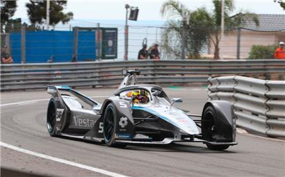 Stoffel Vandoorne im Mercedes EQ bei seinem einzigen Sieg dieses Jahr im Monaco-E-Prix
