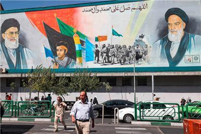 Straßenbild in Teheran im September 2023
