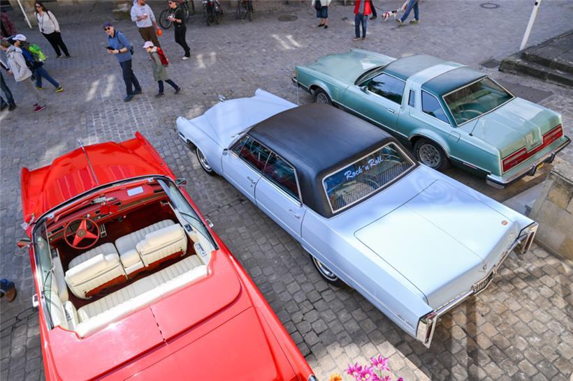 Straßenschlachtkreuzer aus den USA sind traditionell Hingucker bei Oldtimer-Tref...