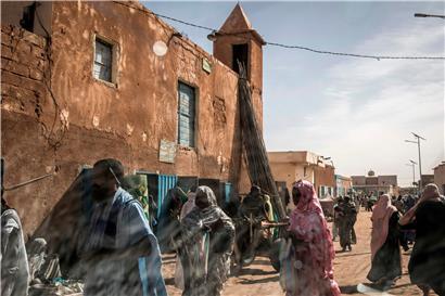 Straßenszene aus Tidjikja in Mauretanien: Der islamistische Terror lastet schwer auf der Sahel-Region, zu der in einem politischen Kontext vor allem Senegal, Mauretanien, Mali, Burkina Faso und Niger gezählt werden
