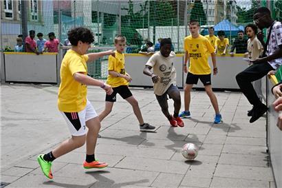 Streetsoccer in Esch: Auch auf einem kleinen Platz kann echte Fußballbegeisterung aufkommen
