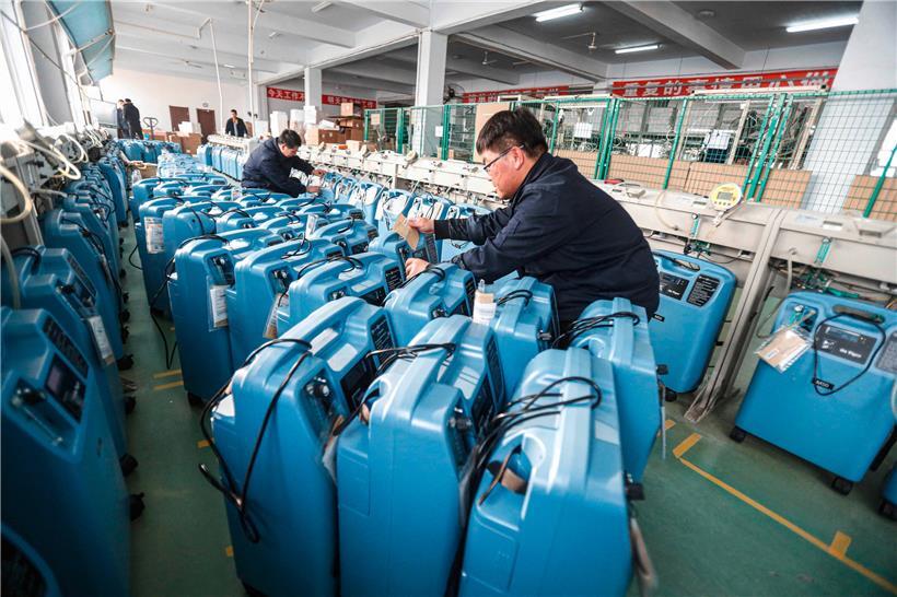 Südosteuropäische Länder zahlen für Beatmungsgeräte aus China schon das Mehrfache des üblichen Preises, schuld daran sind korrupte Mittelsmänner
