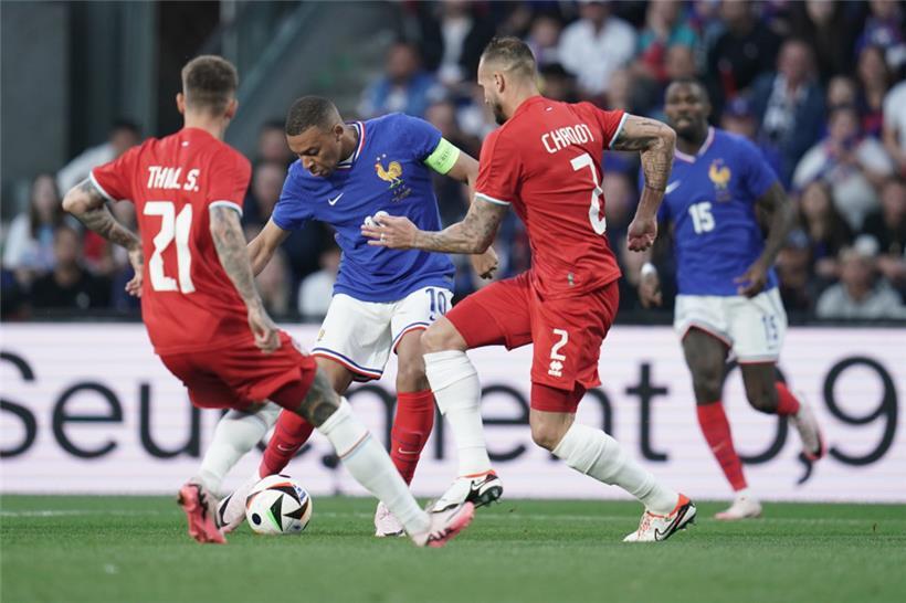 Superstar Kylian Mbappé stellte die FLF-Abwehr mehr als einmal auf die Probe
