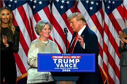 Susie Wiles (l.) soll Trumps Stabschefin im Weißen Haus werden
