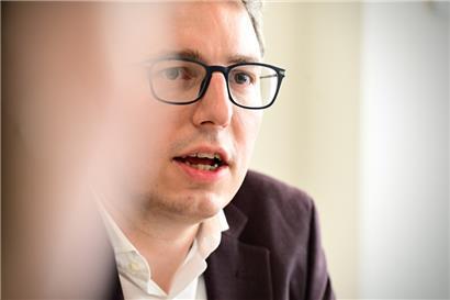 Sven Clement auf seiner Pressekonferenz im Juli
