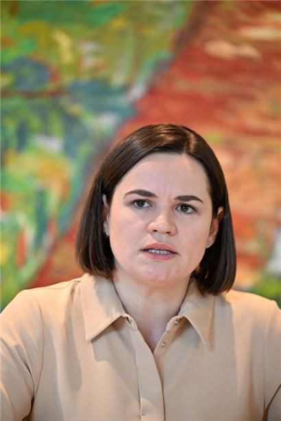 Svetlana Tikhanovskaia: „Wir wollen nicht Teil des russischen Imperiums sein. Wir wollen zurück zur europäischen Familie.“
