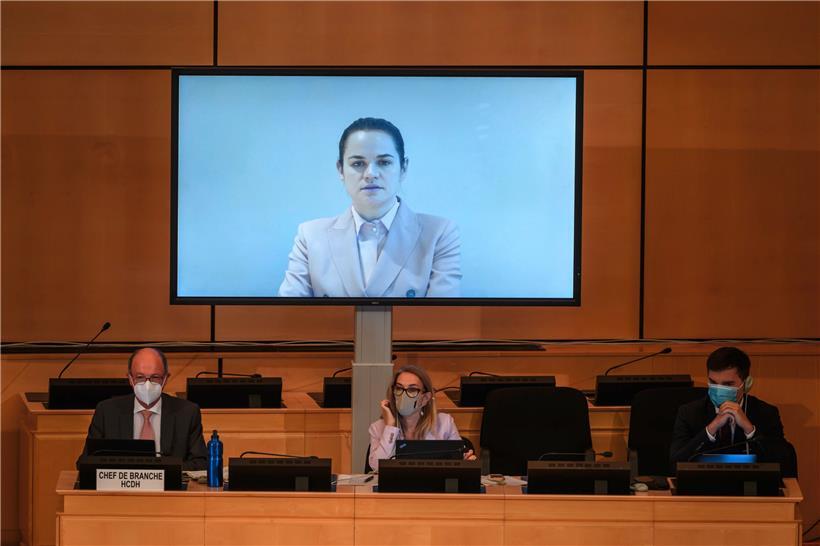 Swetlana Tichanowskaja rief das UN-Gremium in einer Videobotschaft dazu auf, die Gewalt in Belarus zu beenden
