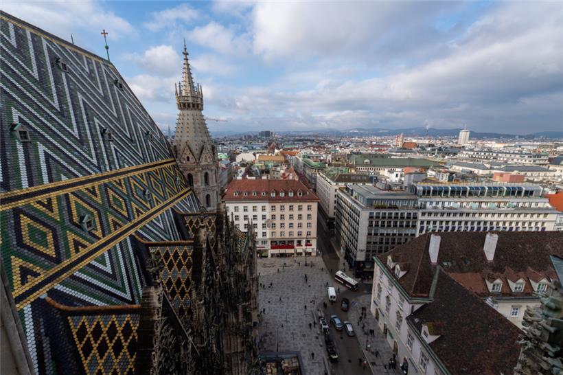 Symbolfoto: Wien, Blick vom Nordturm des Stephansdoms
