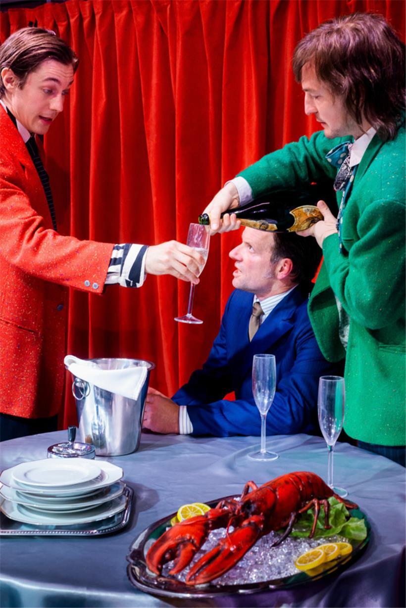 Szene aus „Tod eines Handlungsreisenden“ mit Max Gindorff (l.)
