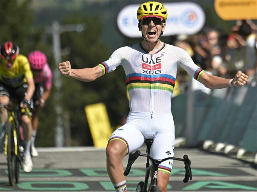 Tadej Pogacar gewinnt Schlusssprint vor Jonas Vingegaard bei spannendem Radrennen