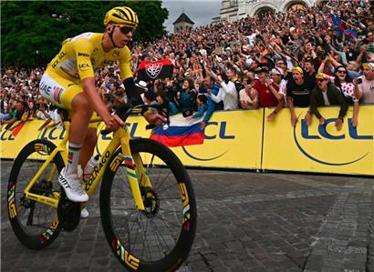 Tadej Pogacar war froh über das Ende einer langen Tour
