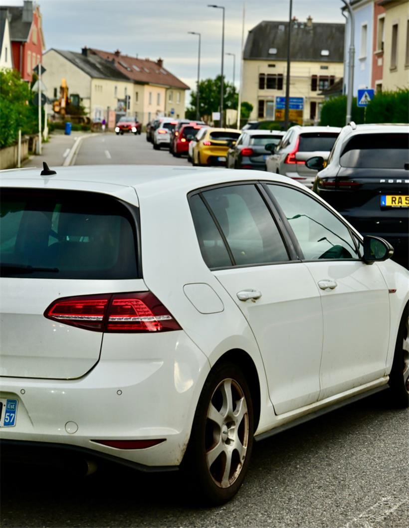 Täglich grüßt der Berufsverkehr in Leudelingen
