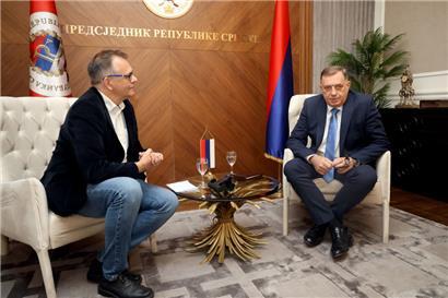 Tageblatt-Korrespondent Thomas Roser im Gespräch mit dem bosnischen Serbenführer Milorad Dodik 
