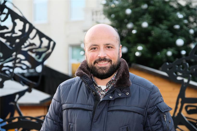 „Tam-Tam White“ Steve Schneider
