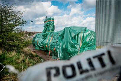 Tatort U-Boot: Die UC3 Nautilus liegt eingewickelt im Hafengelände von Kopenhagen – Erbauer Madsen hat den Mord an der 30-jährigen Journalistin Kim Wall Jahre nach der Tat gestanden
