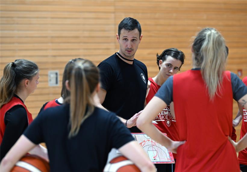 Teamchemie und Zusammenhalt sind dem neuen FLBB-Coach sehr wichtig