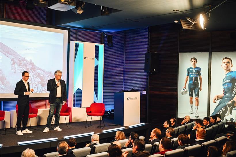 Teammanager Marc Madiot hat am Mittwoch in Paris die Pläne seiner Mannschaft für 2025 vorgestellt

