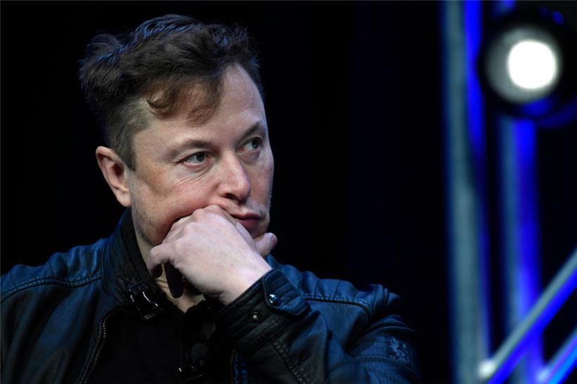 Tech-Unternehmer Elon Musk hat nach der teuren Twitter-Übernahme erneut Tesla-Aktien im Wert von mehreren Milliarden Dollar verkauft
