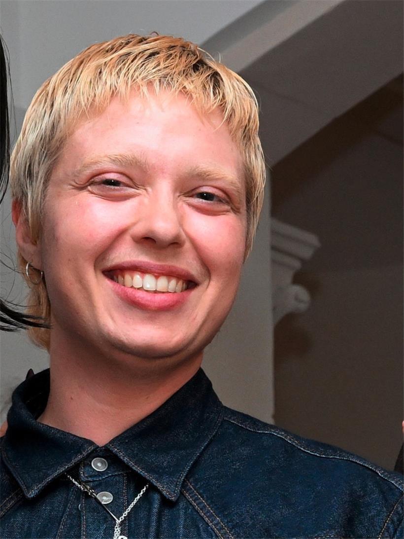 Teil der YLA-Ausstellung: Noé Duboutay bei einer Vernissage im Jahr 2024
