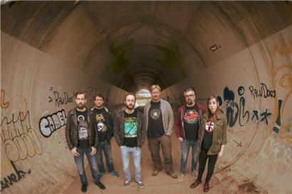 Tëschegas melden sich mit einer neuen Single zurück: „Never Fight Alone“ erscheint am Donnerstag
