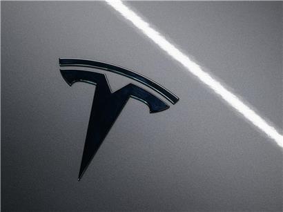 Tesla-Fahrer in den Niederlanden nutzen künftig die Selbstfahrfunktion ihres Autos auf öffentlichen Straßen