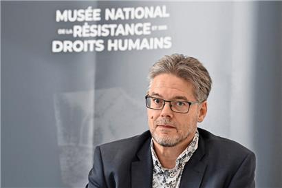 Tessie Jacobs bezieht sich in ihrem Editorial unter anderem auf Aussagen des Direktors des Escher Resistenzmuseums, Frank Schroeder
