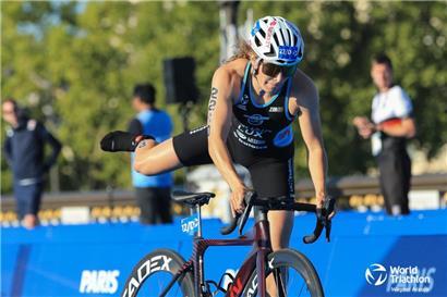 Testevent Paris 2023: Jeanne Lehair bei der FLTRI-Staffel
