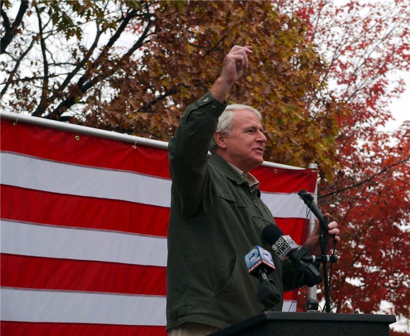 Tom Barrett
